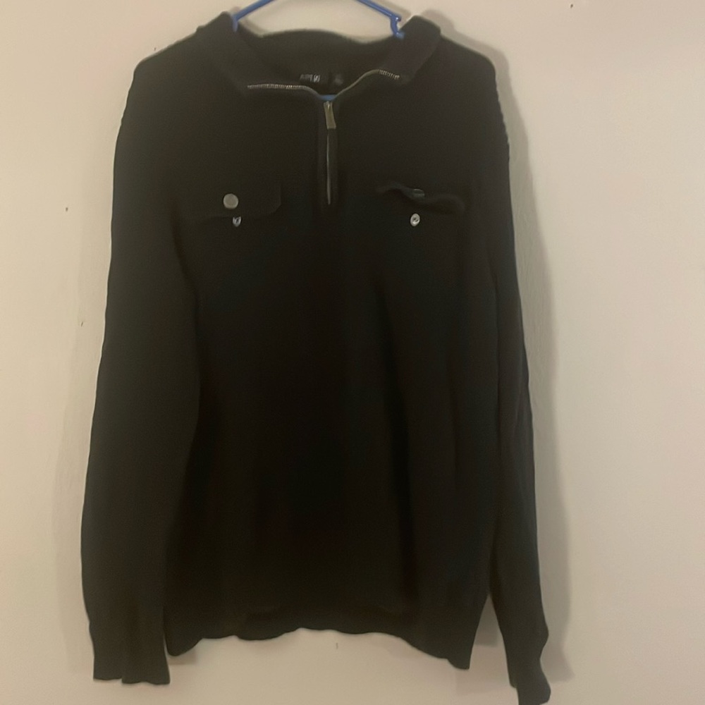 Men’s sweater